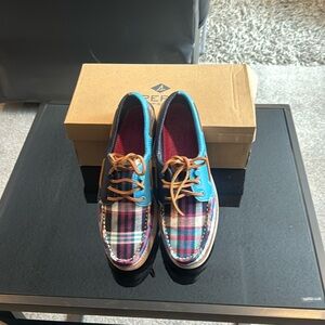 Sperry size 8.5